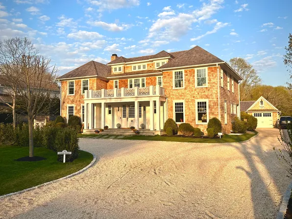 76 Gould St, East Hampton, NY 11937