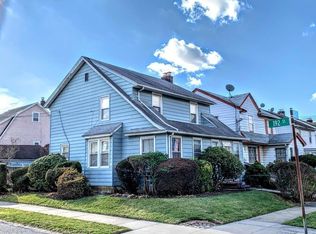 19120 105th Ave, Jamaica, NY 11412