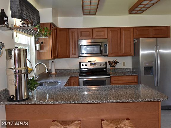 3rd image of 49 Merrion Ct
