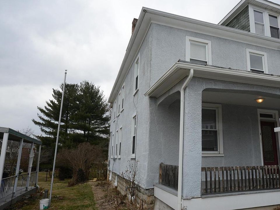 1st image of 825 Guilford Ave