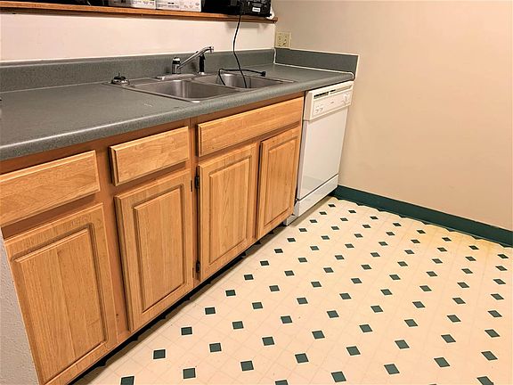 3rd image of 664 Terrace Park Blvd