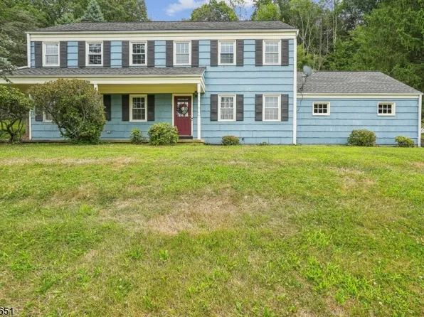 52 Bald Eagle Rd, Allamuchy Twp., NJ 07840