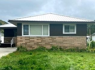 146 Main St, Powhatan Point, OH 43942