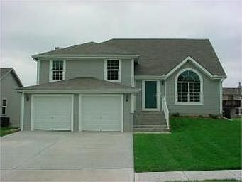3rd image of 8616 NE 116th St