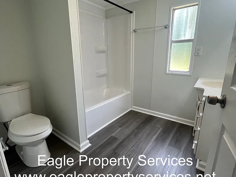 196 Irene Way — Photo 4