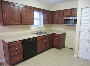 8815 Jan Way, Louisville, KY 40219