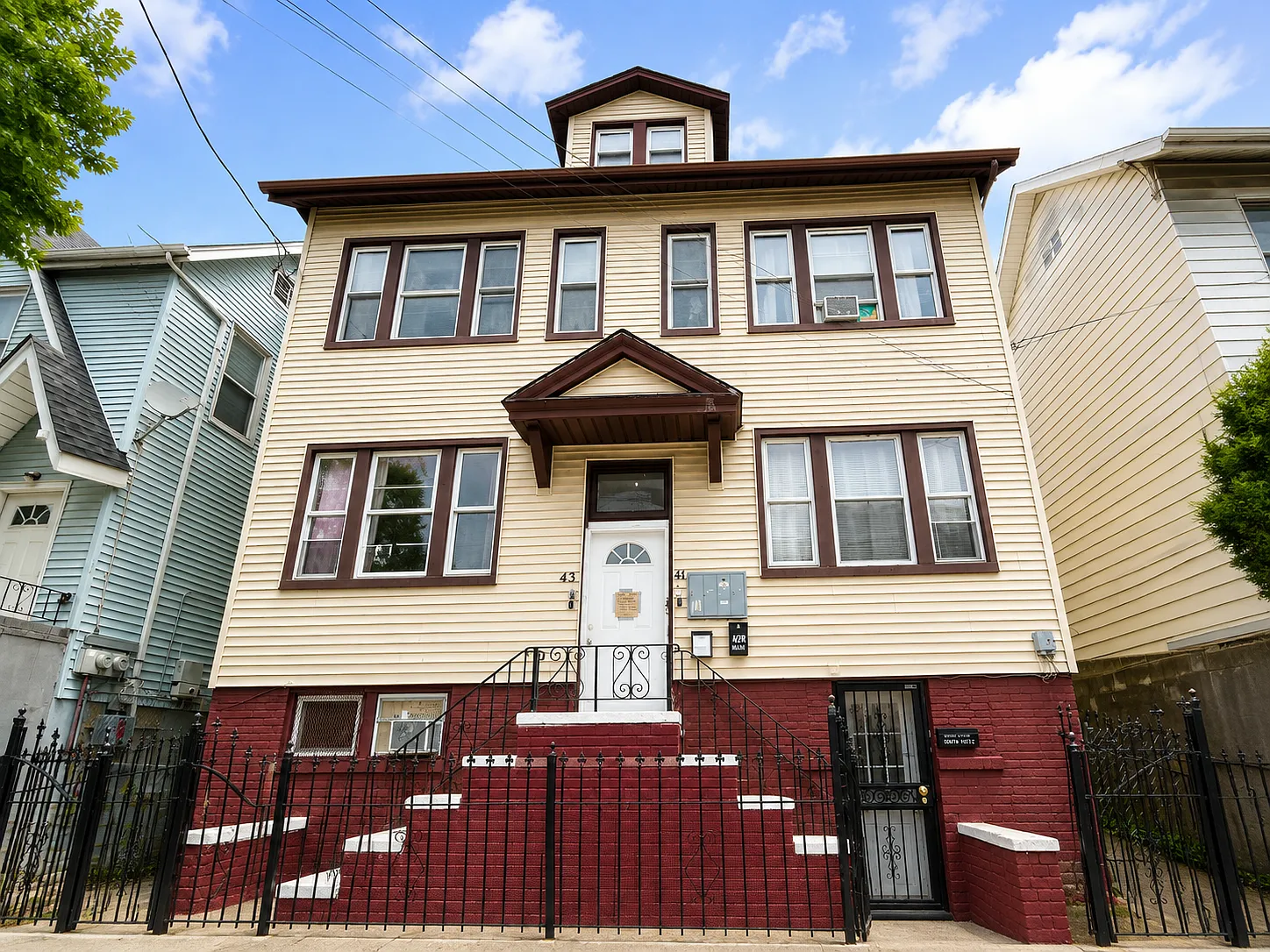 2 bed, 1000 sqft, $1,895 — Photo 3