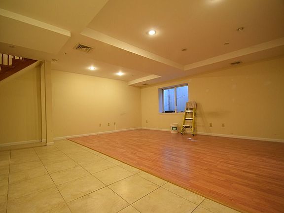 5th image of 608 President St APT 1B