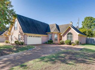 4467 Meadow Cliff Dr, Memphis, TN 38125