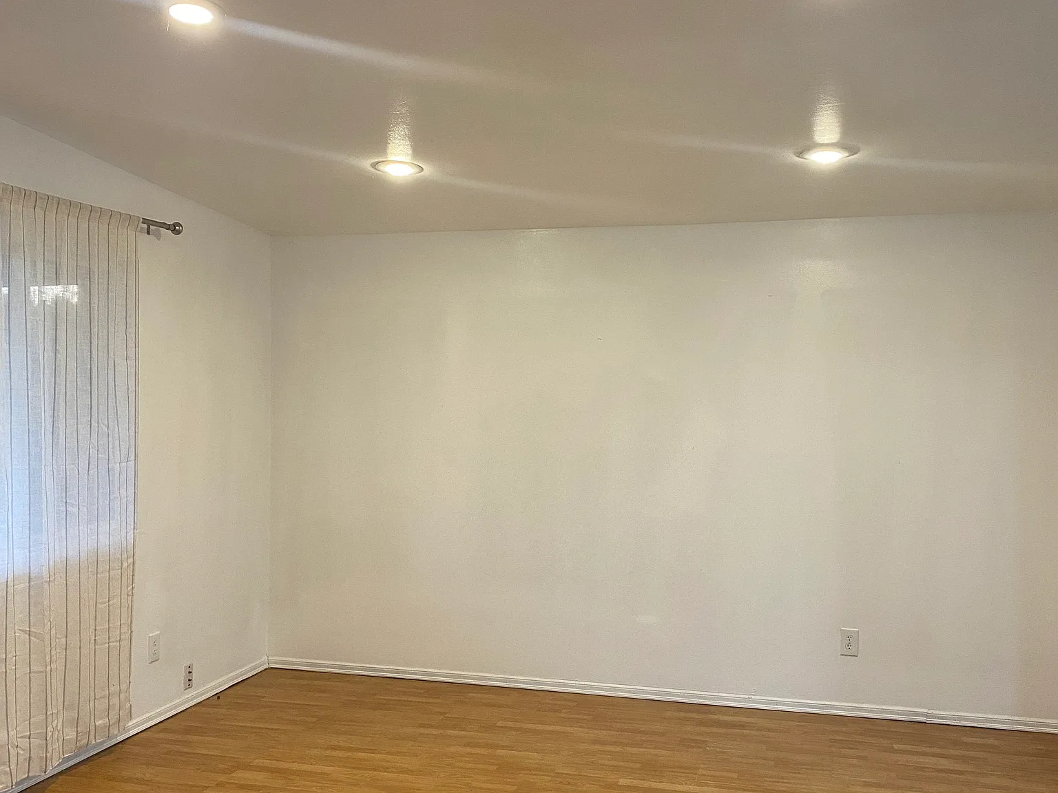 4 bed, 1220 sqft, $3,200 — Photo 3