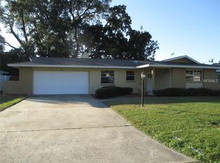2320 Middlecoff Dr, Dunedin, FL 34698