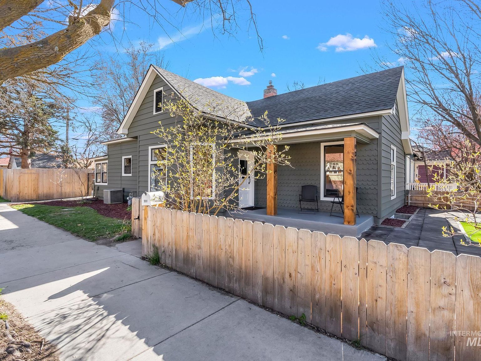 901 W Resseguie St, Boise, ID 83702 Zillow