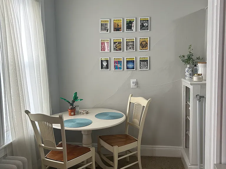 240 Kelton St #18 — Photo 5