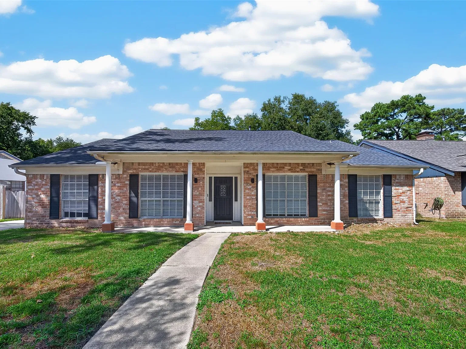 4 bed, 2.0 bath, 2223 sqft, $2,375 — Photo 1