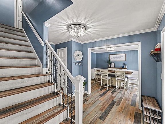 2nd image of 10609 Ballentine St