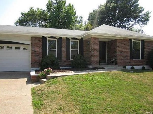 1st image of 466 Blooming Dale Dr