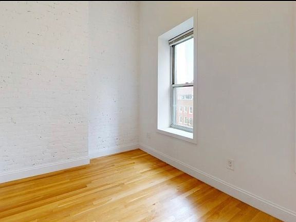 2nd image of 1435 1st Ave #5NF