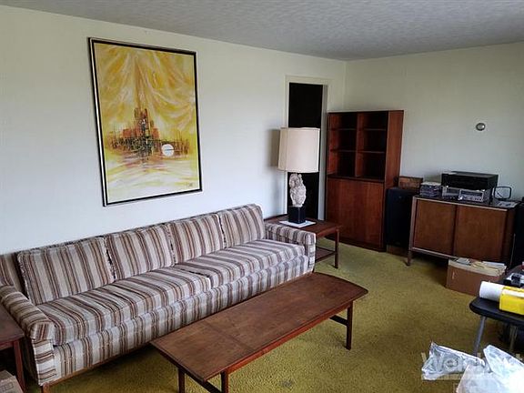 5th image of 2625 Highland Ave