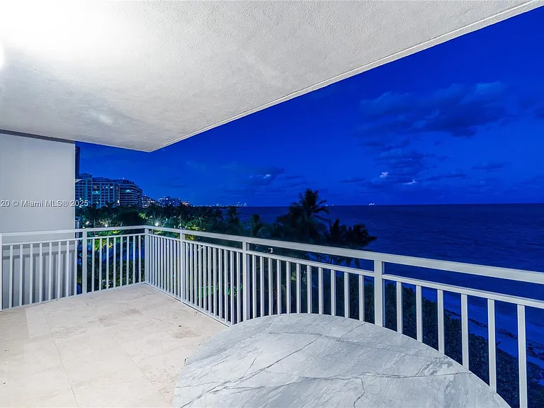 615 Ocean Dr #6A — Photo 30