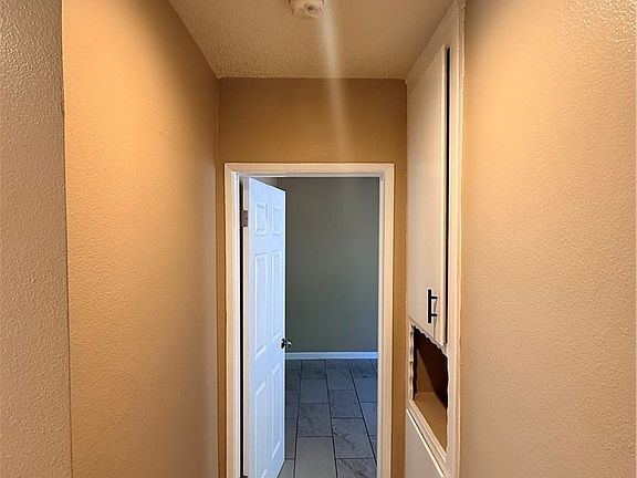 3rd image of 9510 Bandera St
