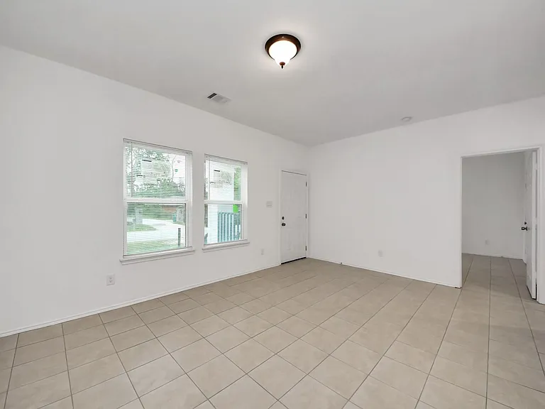 9210 Wheatley St — Photo 9