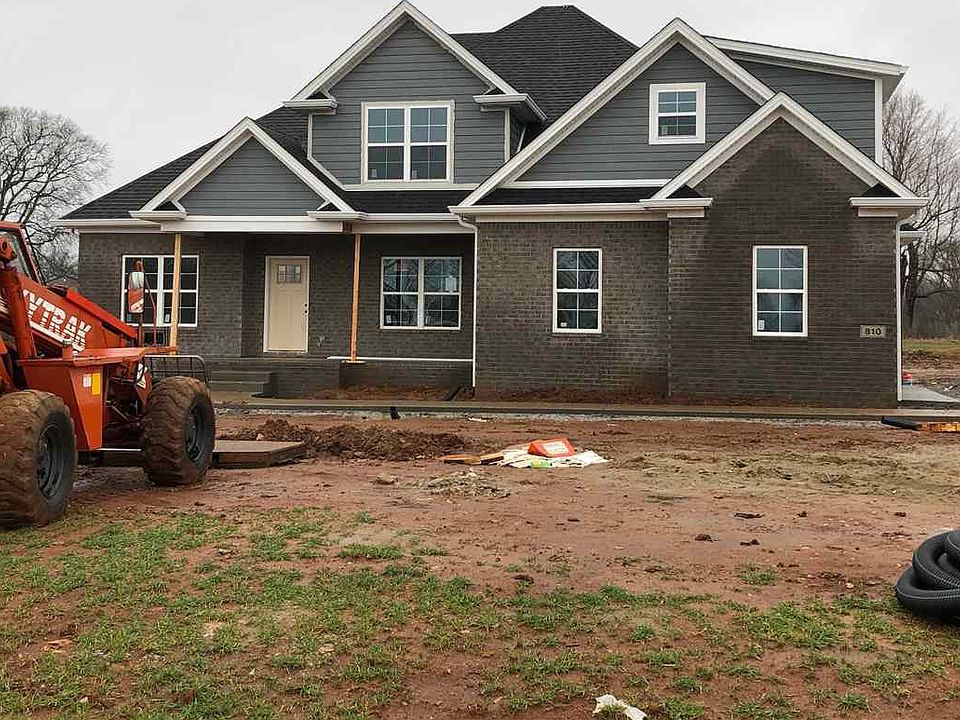 1st image of 810 Emma Ln