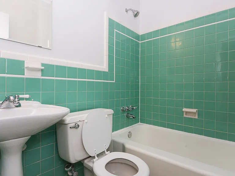 3628 Jenifer St NW — Photo 20
