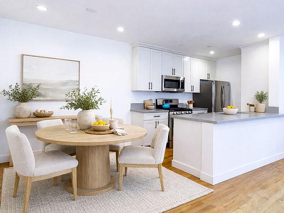 Dining Room/Kitchen