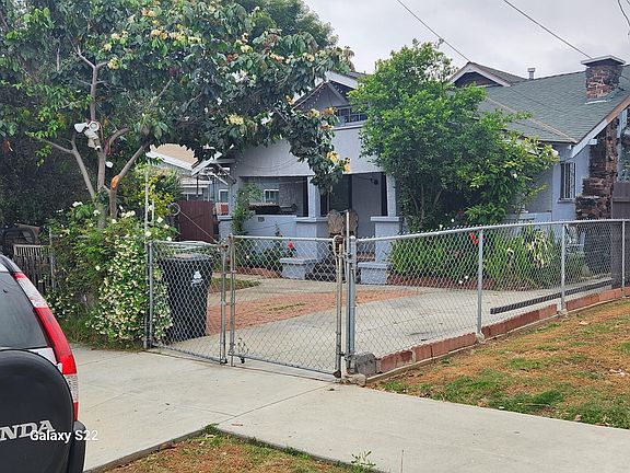 4th image of 973 Camulos St