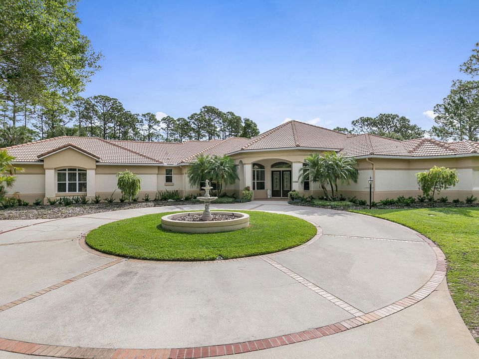 1st image of 5465 Willoughby Dr