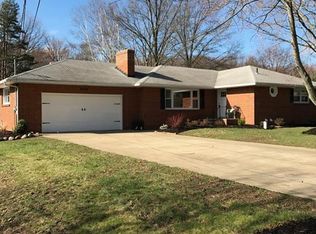 4326 Reimer Rd, Barberton, OH 44203