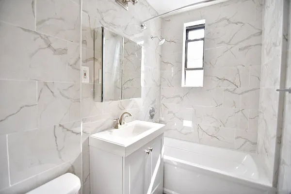 Rented by Bohemia Realty Group | media 4