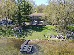 W1641 S Shore Dr, East Troy, WI 53120