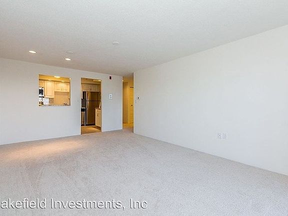 4th image of 2 Ocean Ave APT 601