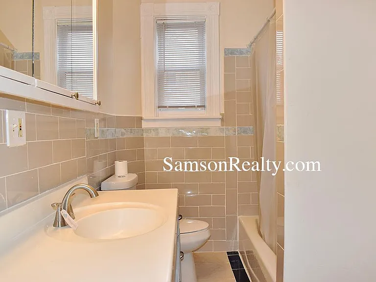 177 Walnut St #1 — Photo 15