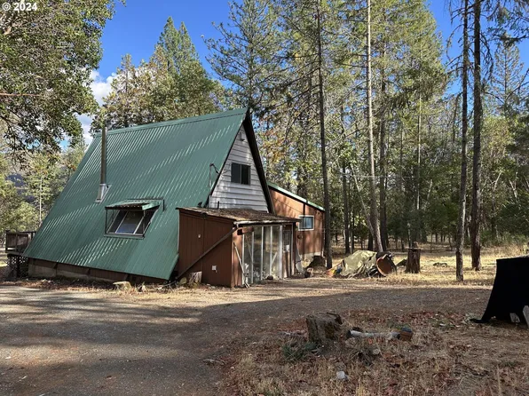244 Dunlap Rd, Jacksonville, OR 97530
