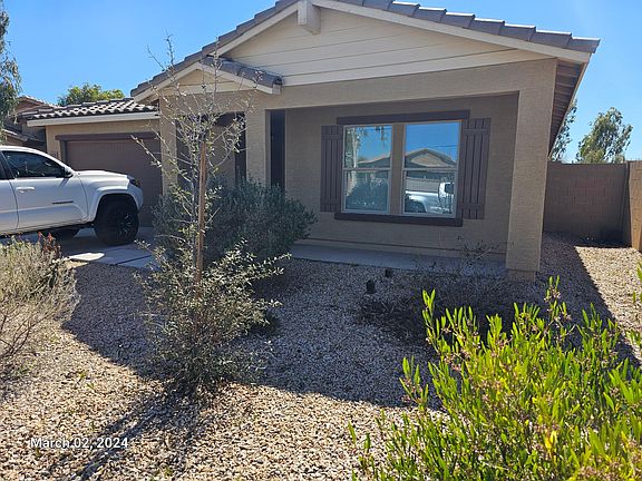 2nd image of 1039 W Seminole Dr