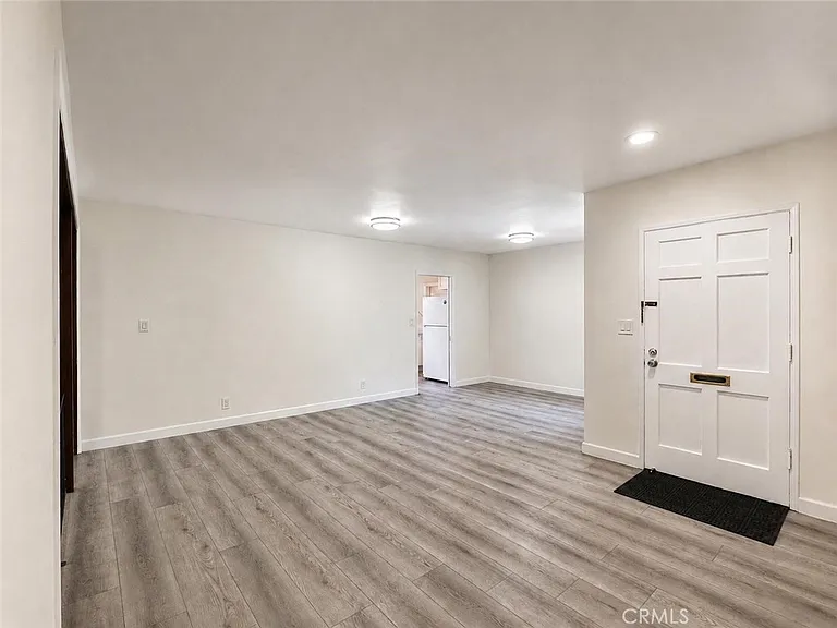 5441 Berryman Ave — Photo 8