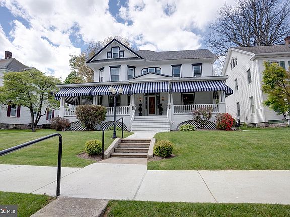2nd image of 149 Walnut St