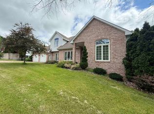 2954 Brandywine Park Dr, Dubuque, IA 52001