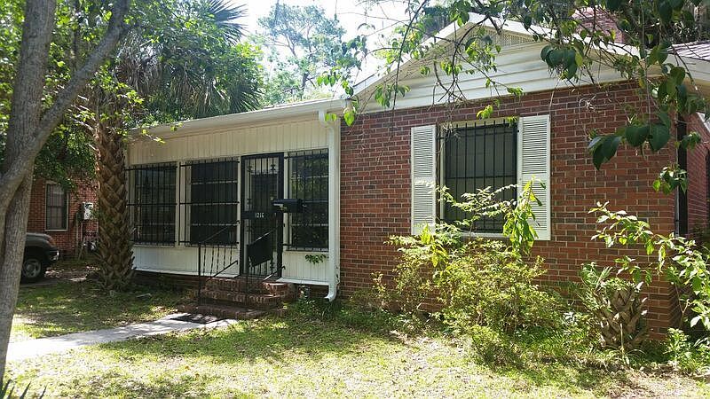 1st image of 1216 NW 3rd Ave