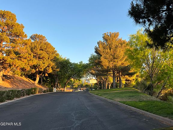 2nd image of 5753 Mira Grande Dr