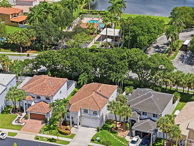15845 NW 14th Rd — Photo 41