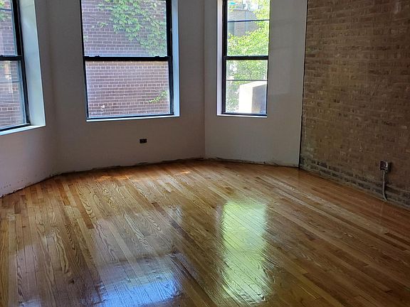 2nd image of 5124 S Dorchester Ave #4