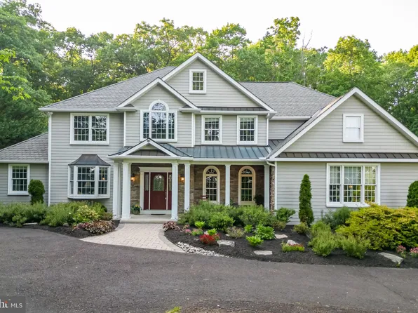 719 Cathill Rd, Sellersville, PA 18960