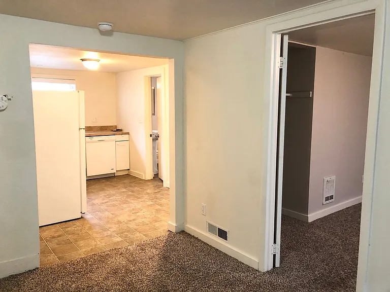 1411 N Northgate Way — Photo 6