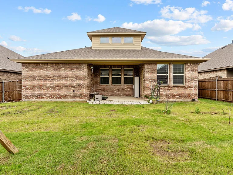 606 Rawhide Way — Photo 23