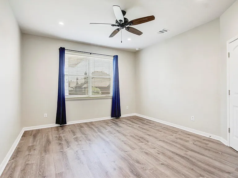 356 Quarry Ln — Photo 13