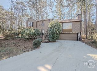 3053 Pointe Ct, Snellville, GA 30039