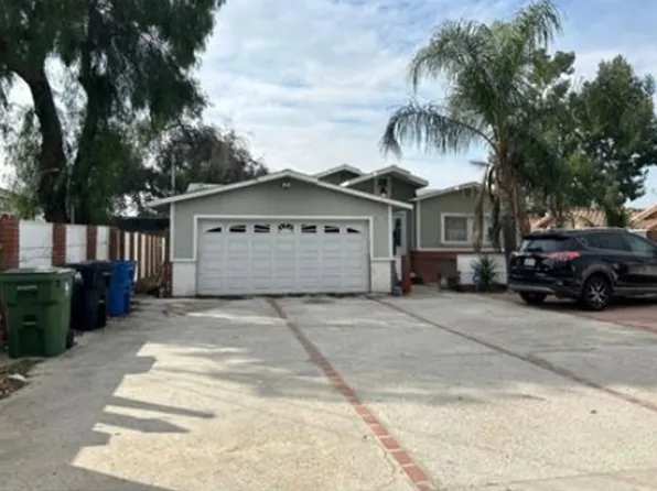 13176 Foothill Blvd, Sylmar, CA 91342